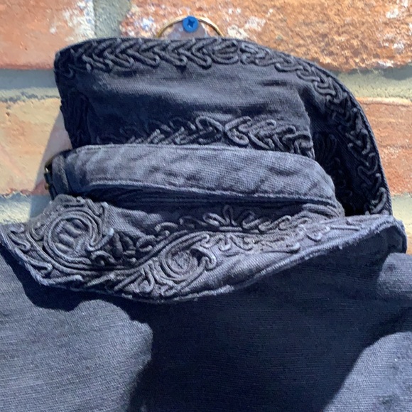 Beautiful fashionable high quality embroidered jacket with design puffy sleeves - Picture 11 of 15